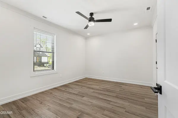 1072 Watch Hill Way, Sevierville, TN 37862