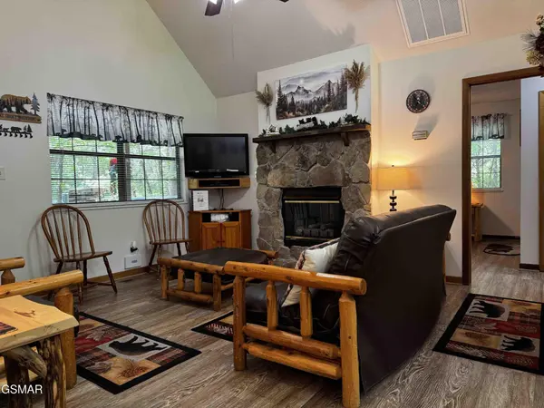 653 Oaks View Court #Adalynns Retreat, Pigeon Forge, TN 37863