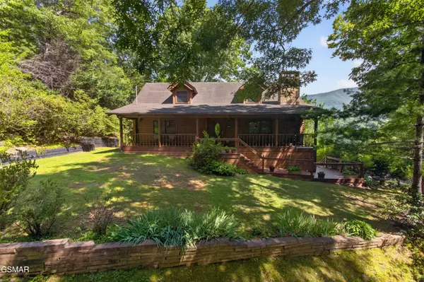 549 Geneva Lane, Gatlinburg, TN 37738