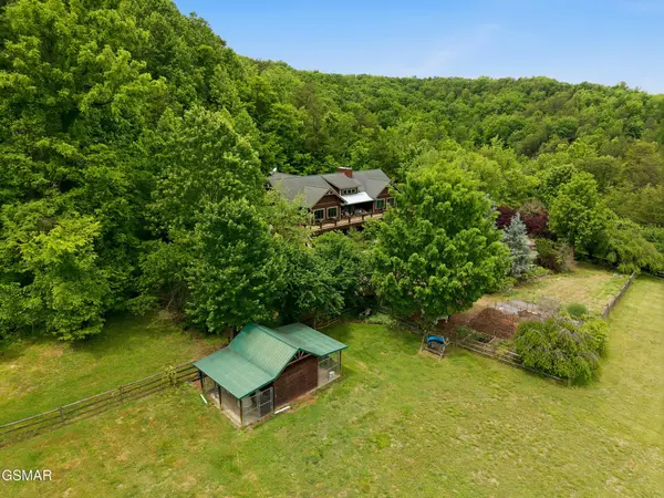 1309 Licklog Hollow Road, Sevierville, TN 37876