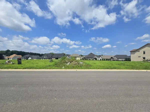 434 Blue Ridge Ct, Clarksville, TN 37043