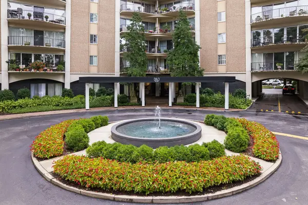 4215 Harding Pike #704, Nashville, TN 37205