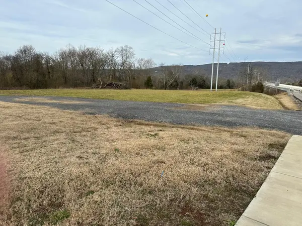 9686 Rhea County Highway, Dayton, TN 37321