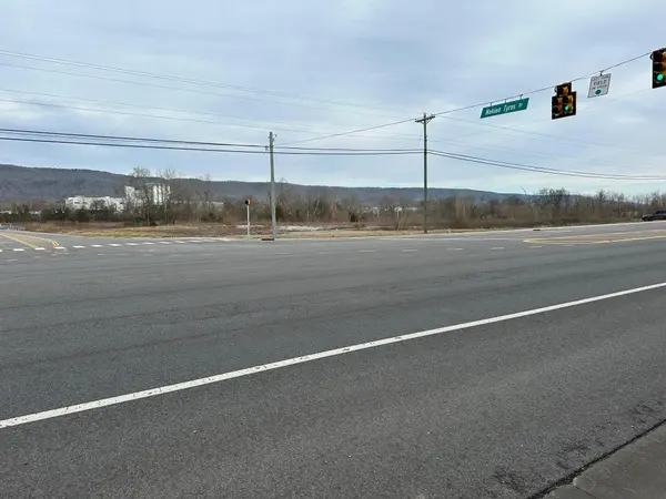 9686 Rhea County Highway, Dayton, TN 37321