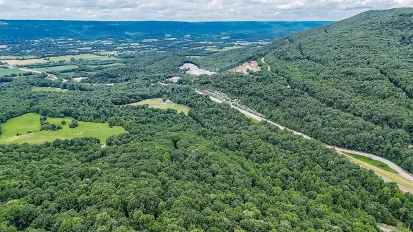 701 Cherokee Ridge Road, Pikeville, TN 37367