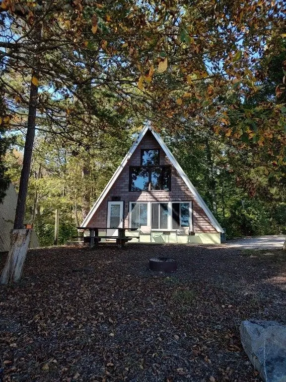 1093 Piney Point Road, Spring City, TN 37381