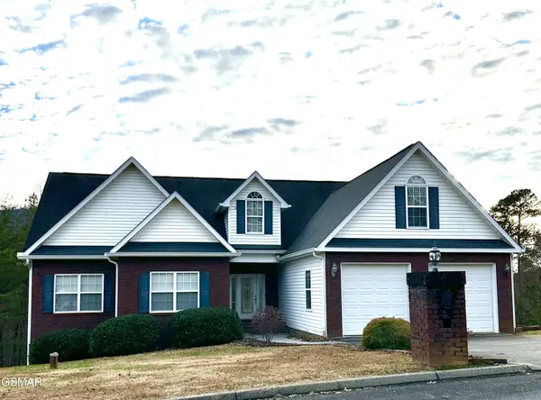 144 Burning Oaks Dr, Sevierville, TN 37876