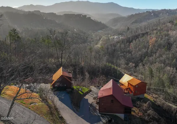 1110 Annes Road #U1, Gatlinburg, TN 37738