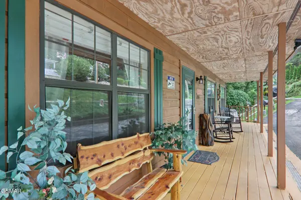2746 Easy Street, Sevierville, TN 37862