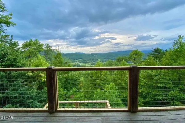 3813 Glenview Way, Sevierville, TN 37862