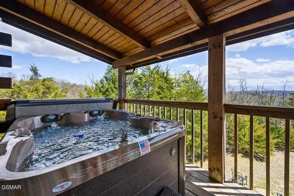 936 Buck Way, Sevierville, TN 37876