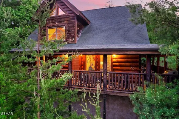2016 Bear Haven Way, Sevierville, TN 37876