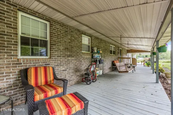 9438 Morgan County Hwy, Sunbright, TN 37872