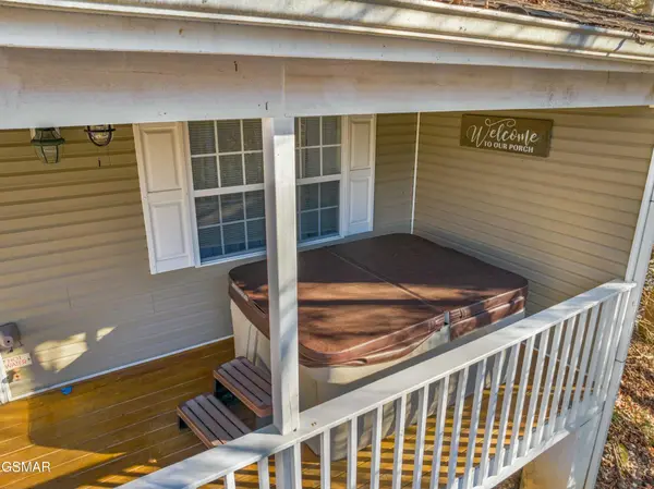 2133 Duck Pond Lane, Sevierville, TN 37876