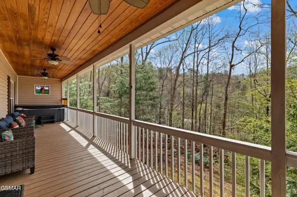 2129 Duck Pond Lane, Sevierville, TN 37876