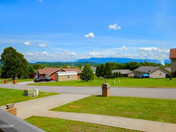 620 Hills Gate Circle, Seymour, TN 37865