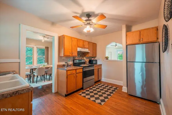 1211 Moses Ave, Knoxville, TN 37921