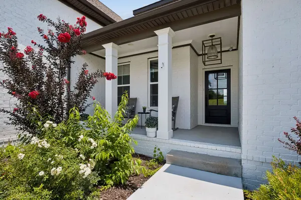 2340 Coppergate Way, Thompsons Station, TN 37179