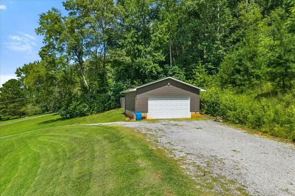 251 County Road 67, Riceville, TN 37370