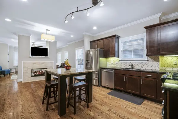 1711 14th Ave #S, Nashville, TN 37212