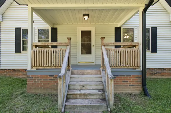 700 Wallace Rd, Gallatin, TN 37066