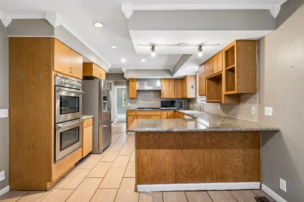 1041 Forest Harbor Dr, Hendersonville, TN 37075
