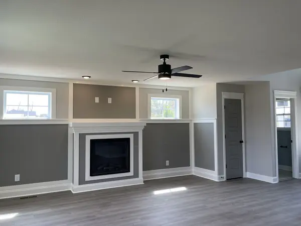 275 Switchgrass Dr, Clarksville, TN 37042