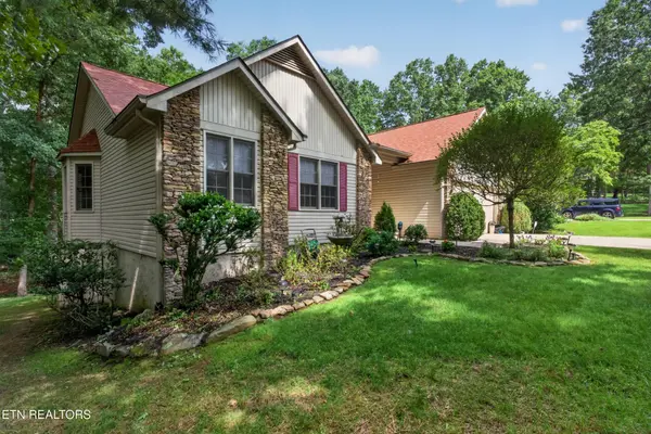 154 Glenwood Drive, Crossville, TN 38558