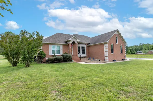 3030 Highway 25W, Cottontown, TN 37048