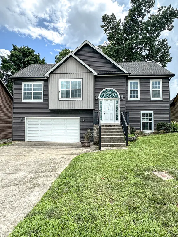 1111 Fuji Ln, Clarksville, TN 37040