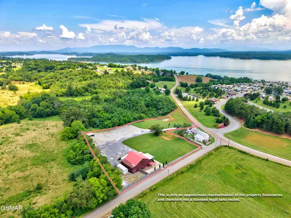 1686 Highway 139, Dandridge, TN 37725