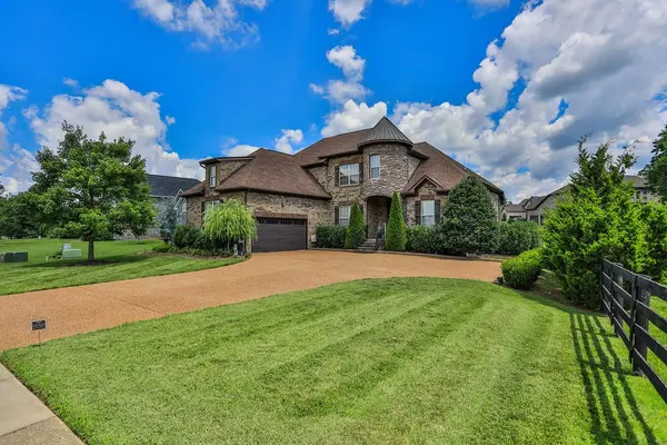 112 Myrtlewood Ln, Hendersonville, TN 37075