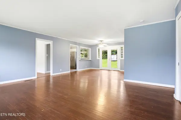 6919 Dorchester Drive, Knoxville, TN 37909