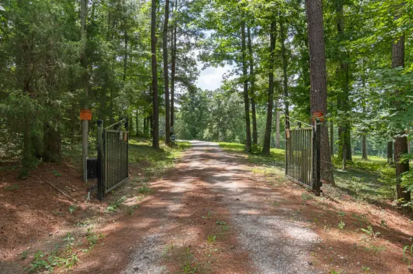 11985 Highway 641 #S, Holladay, TN 38341