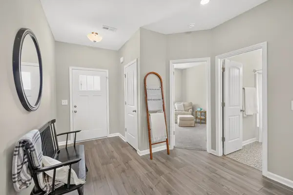 820 Niles Wood Way, Murfreesboro, TN 37129