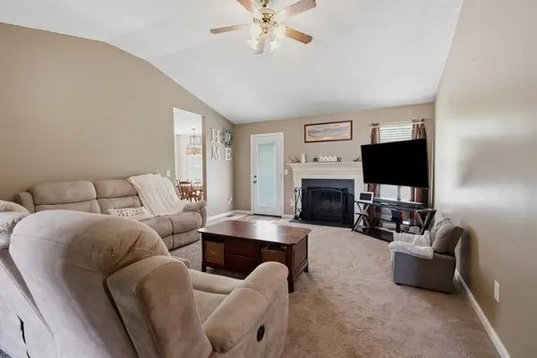 710 Pinehurst Pt, Mount Juliet, TN 37122