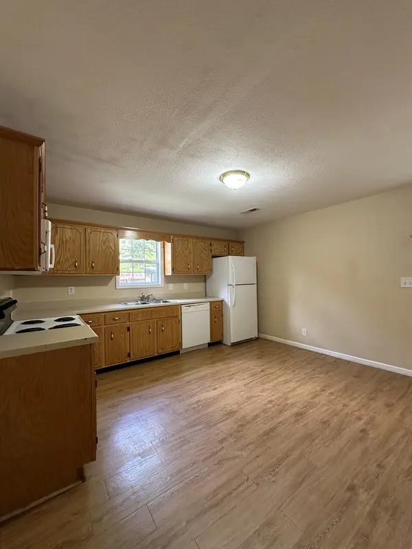 272 Executive Ave #A, Clarksville, TN 37042