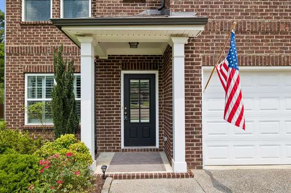 1070 Daniel Ln, Spring Hill, TN 37174