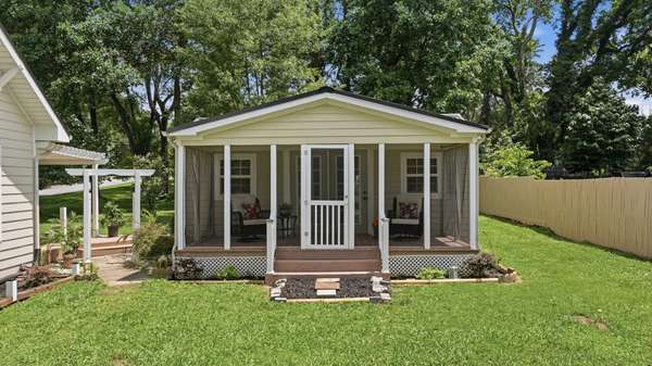 801 S High St, Winchester, TN 37398