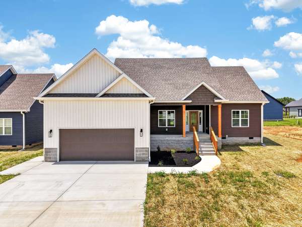 711 Lasters Ave, Elkton, KY 42220