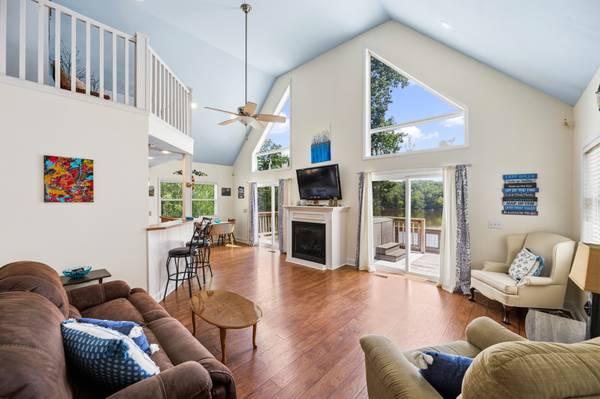 247 Featherfoot Parkway Loop, Parsons, TN 38363