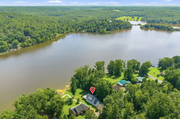 247 Featherfoot Parkway Loop, Parsons, TN 38363