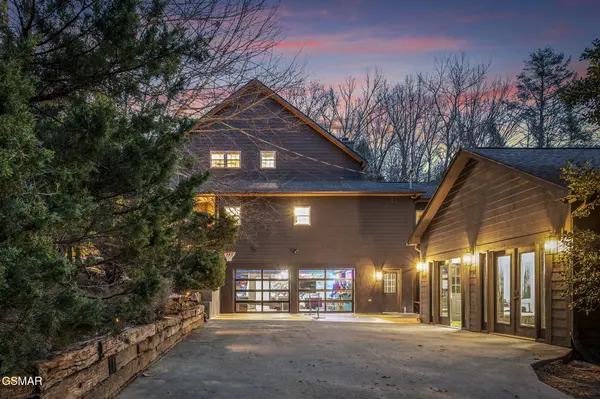 2210 Woodcock Trail, Sevierville, TN 37876