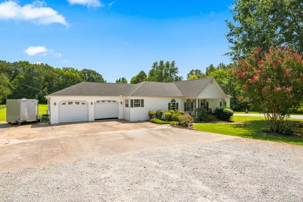 4690 County Home Rd, Paris, TN 38242