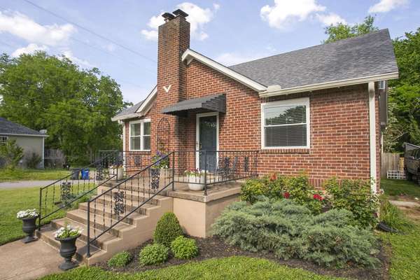 806 Fleming St, Columbia, TN 38401