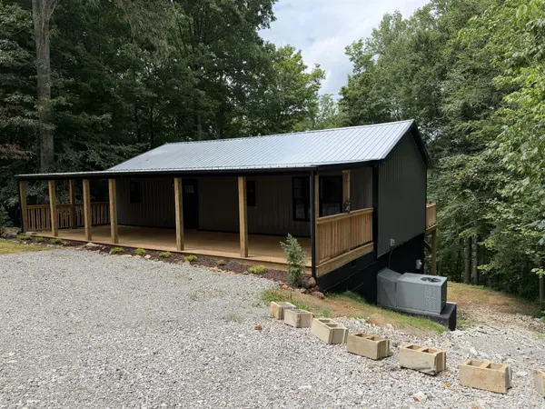 267 Collins River Dr, Rock Island, TN 38581