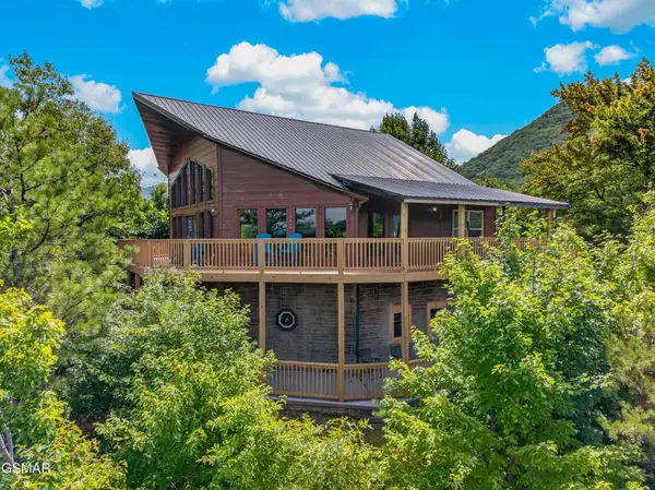 3219 Grouse Ridge Lane, Sevierville, TN 37862