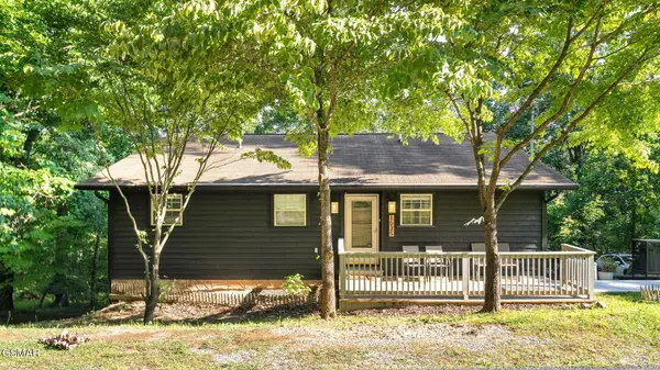 1635 S Mountain View Road, Sevierville, TN 37876