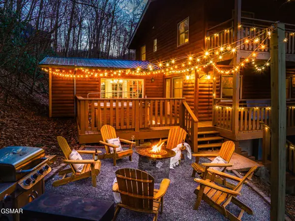 1318 N Baden Drive, Gatlinburg, TN 37738