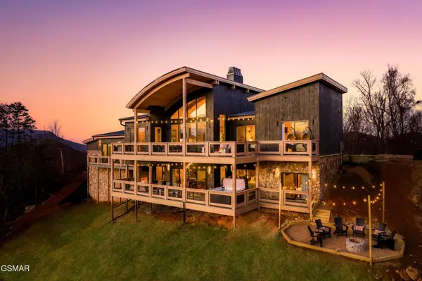 2665 Cloud View Drive, Sevierville, TN 37862